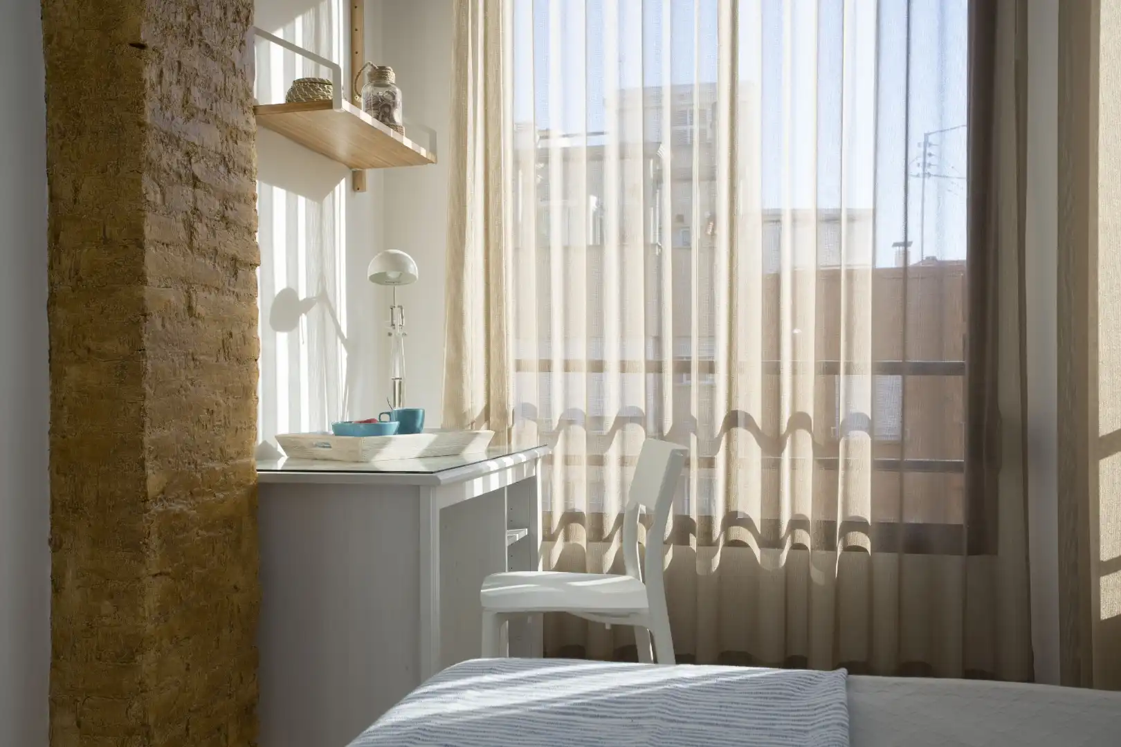Bedroom of Flat for share in Valencia  with Air Conditioner, Parquet flooring and Furnished