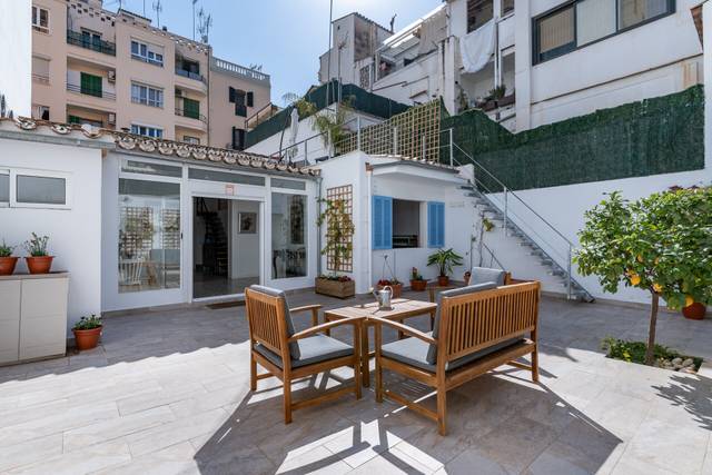 Casa adosada en Venta en Cort