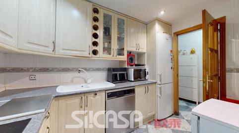 Foto 4 de Piso en venta en Reyes, Parla