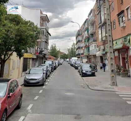 Pis en venda a Calle PEIRONCELY, Entrevías