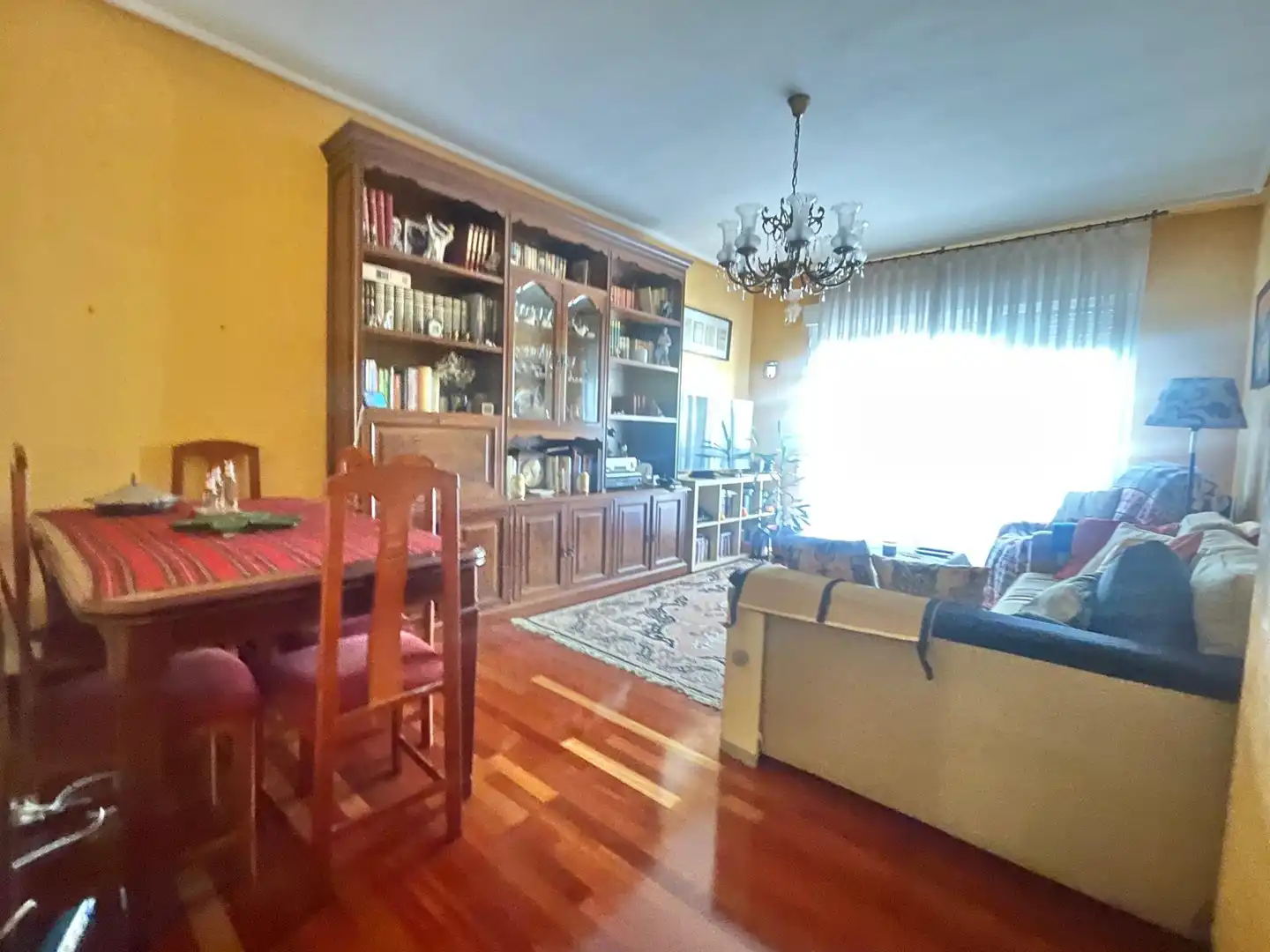 Living room of Flat for sale in Bilbao   with Heating, Terrace and Furnished