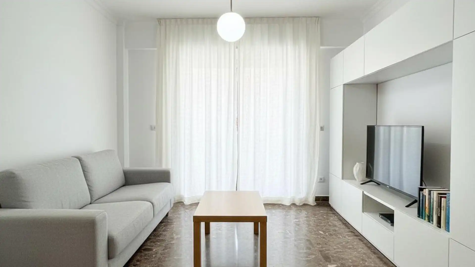 Living room of Flat for sale in  Albacete Capital  with Heating, Terrace and Storage room