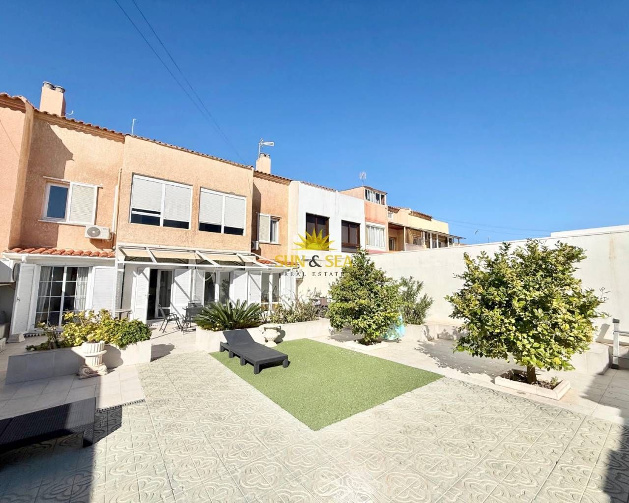 Exterior view of Houses for rent in Torrevieja  with Air Conditioner, Heating and Private garden