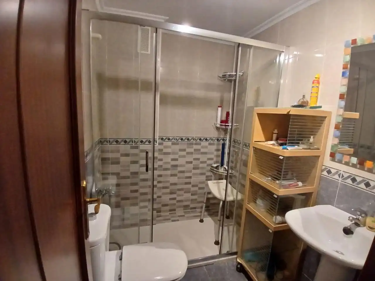 Bathroom of Flat for sale in Castro-Urdiales  with Heating, Parquet flooring and Storage room