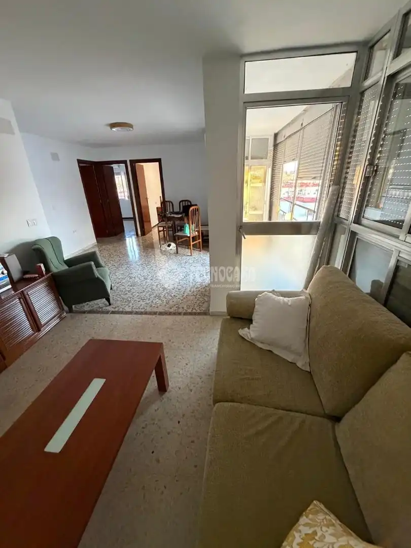 Living room of Flat for rent in Sevilla  with Terrace