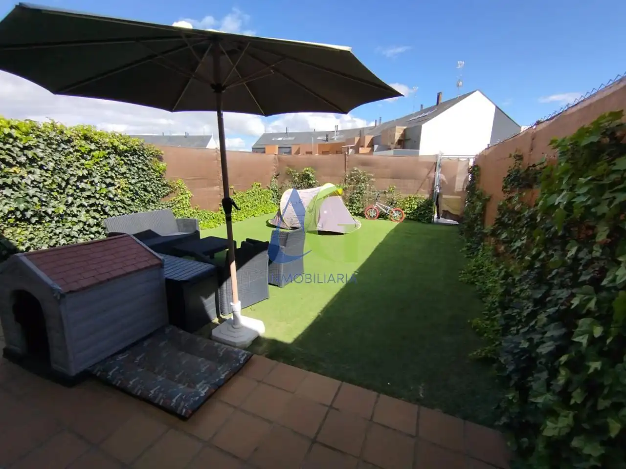 Garden of Houses for sale in San Andrés del Rabanedo  with Heating, Terrace and Storage room