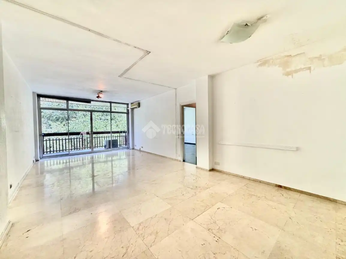 Piso en venta en Barcelona con Aire acondicionado y Balcón