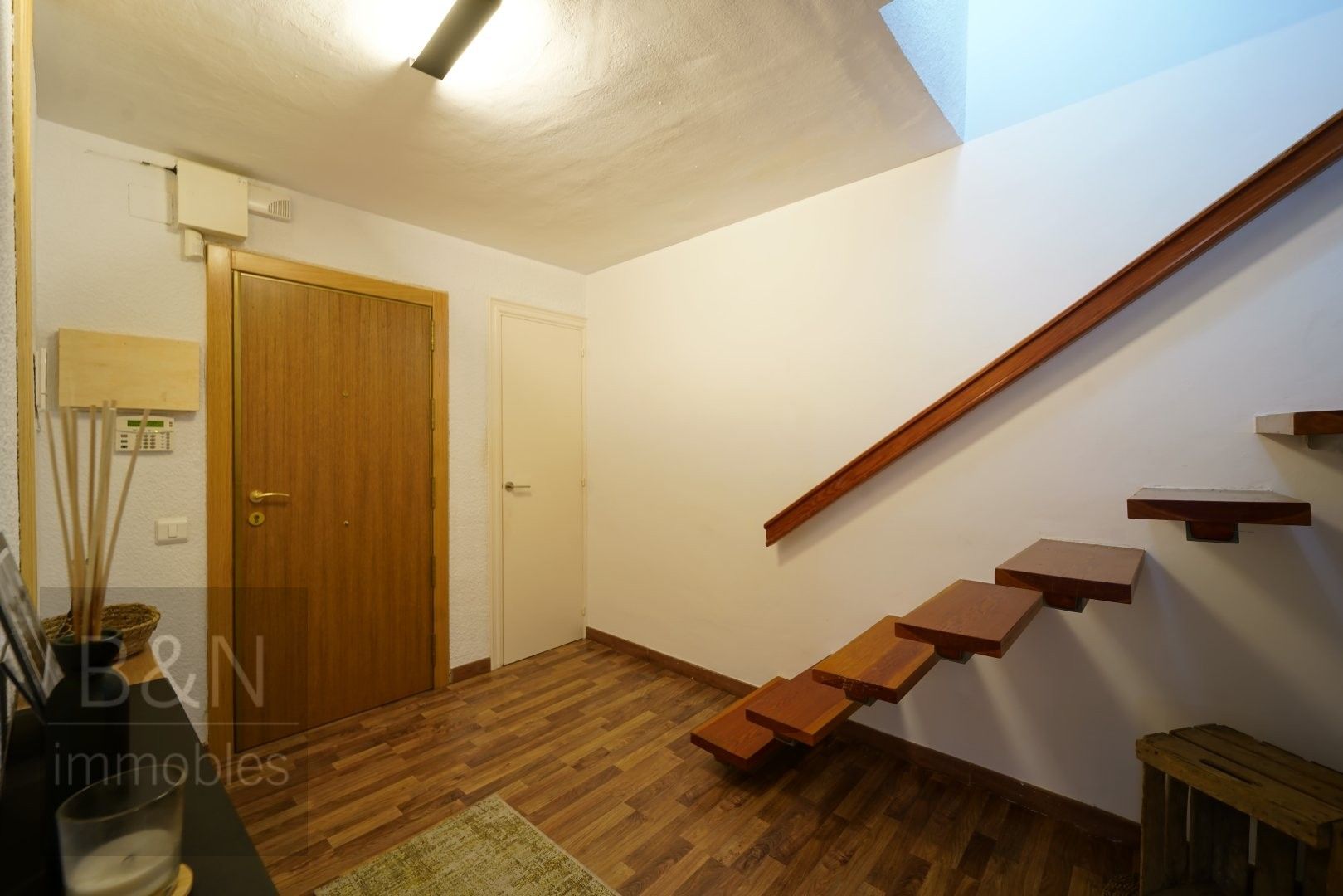 Duplex for sale in Terrassa  with Air Conditioner and Heating