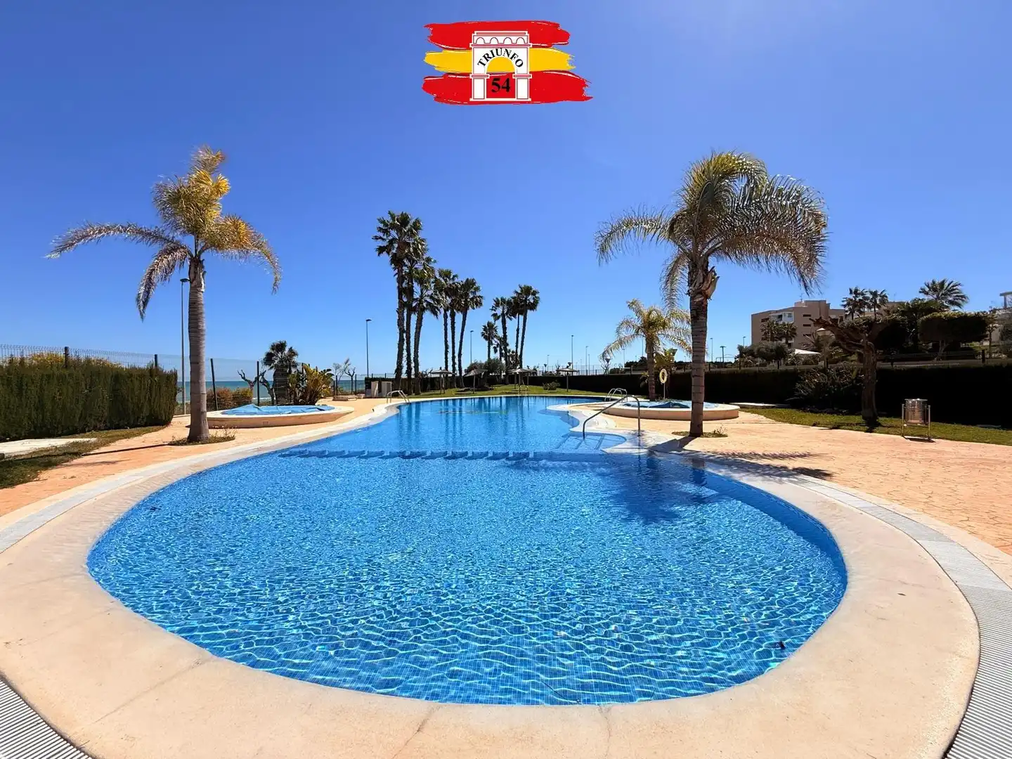 Piscina de Ático en venta en Pilar de la Horadada con Aire acondicionado, Jardín privado y Trastero