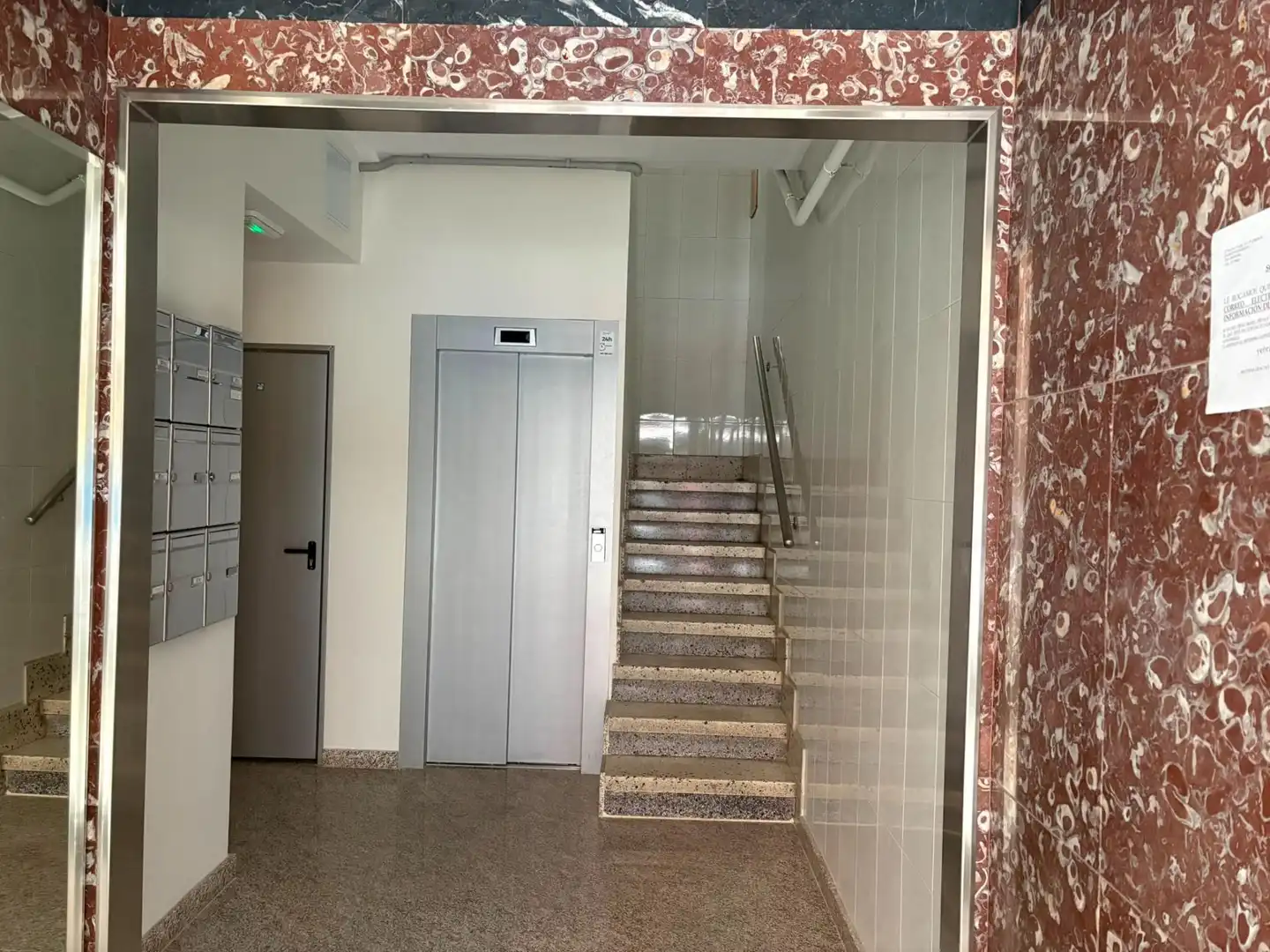 Pis amb ascensor en venda a Flores de Sil - La Placa, imagen 3