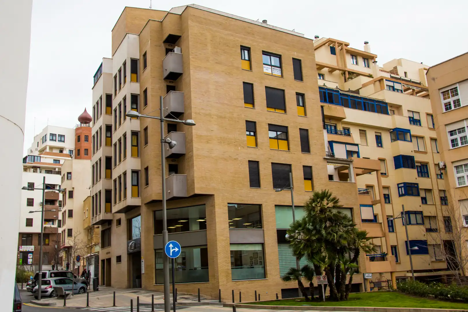 Vista exterior de Apartamento de alquiler en  Ceuta Capital con Amueblado, Horno y Lavadora