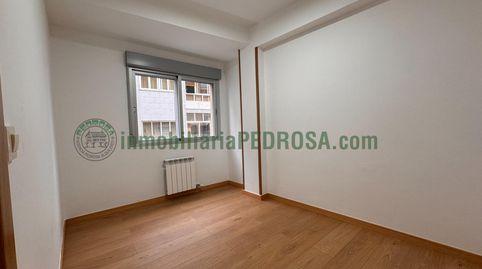 Foto 4 de Piso en venta en Sta Teresa de Jesus Jorne, A Parda, Pontevedra Capital