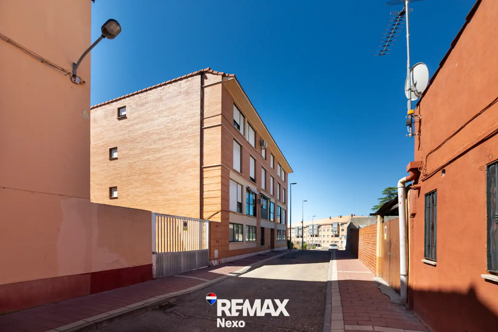 Vista exterior de Piso en venta en Medina del Campo con Calefacción, Trastero y Amueblado