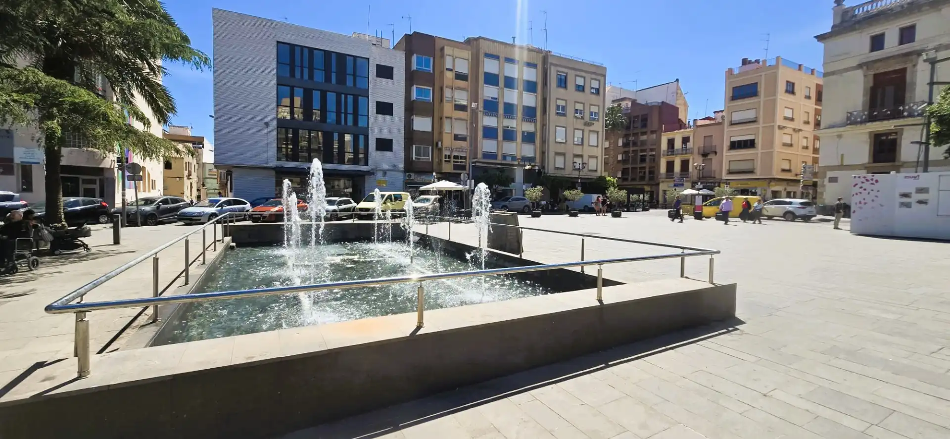 Vista exterior de Pis en venda en Sagunto / Sagunt amb Aire condicionat, Calefacció i Moblat
