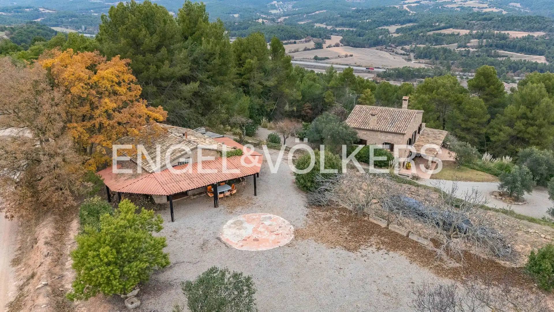 Vista exterior de Finca rústica en venda en Aguilar de Segarra amb Calefacció, Jardí privat i Terrassa