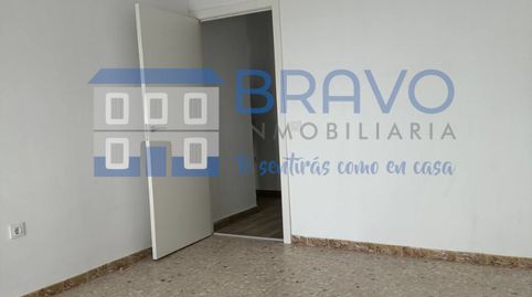 Foto 2 de Piso en venta en Don Benito, Badajoz