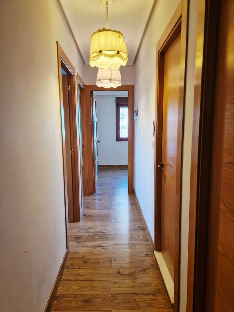Piso en venta en Avilés con Calefacción