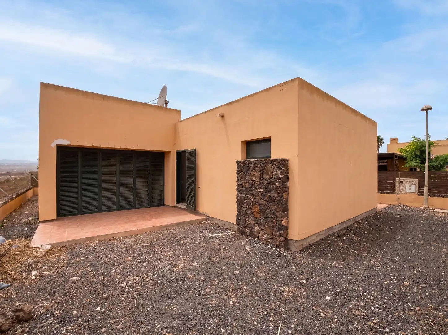 Bungalow con piscina en venta en Corralejo