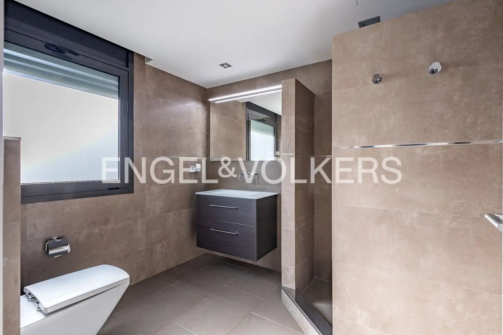 Baño de Casa o chalet en venta en Vallromanes con Aire acondicionado, Calefacción y Jardín privado