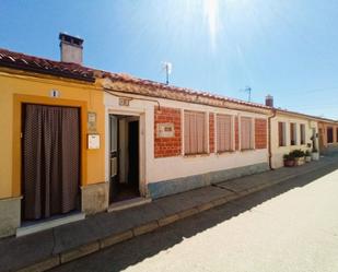 Vista exterior de Casa o xalet en venda en Villanueva de Duero