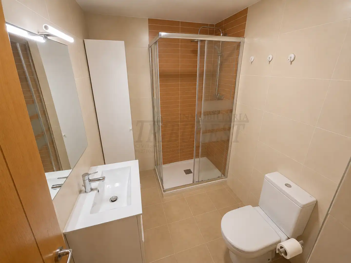 Baño de Dúplex en venta en Vilamarxant con Aire acondicionado, Terraza y Horno
