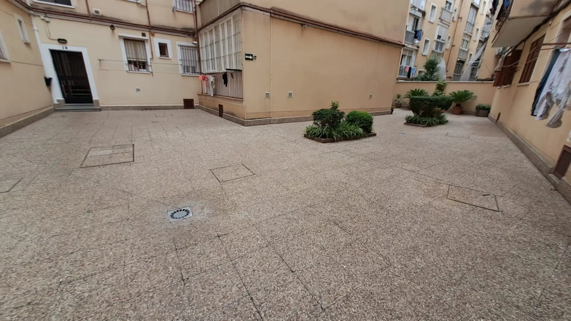 Parking de Piso en venta en Madrid con Aire acondicionado y Calefacción
