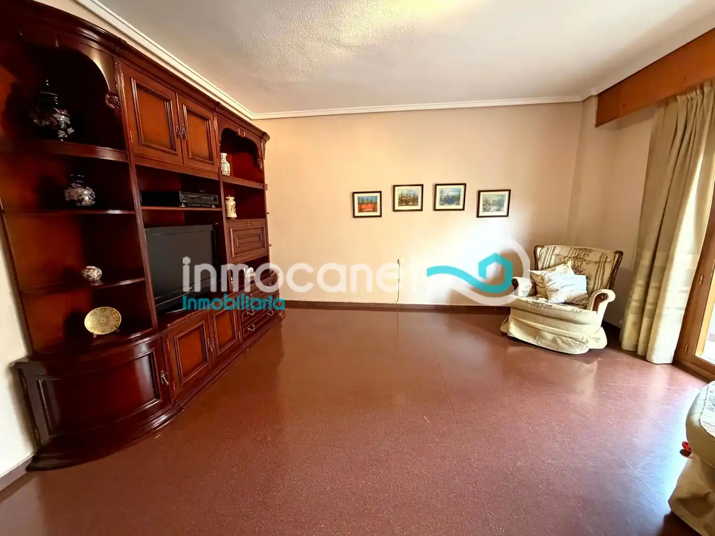 Apartamento en venta en Oliva con Balcón