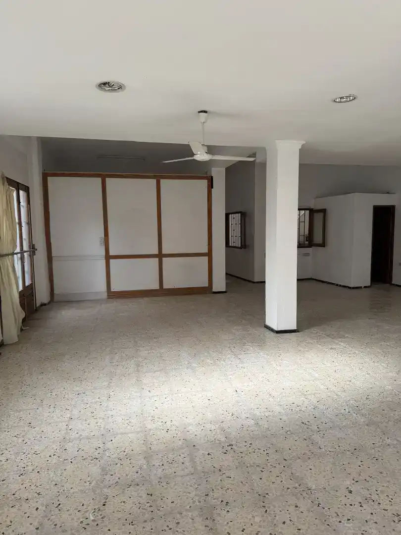 Casa adosada en venda en Ingenio amb Balcó