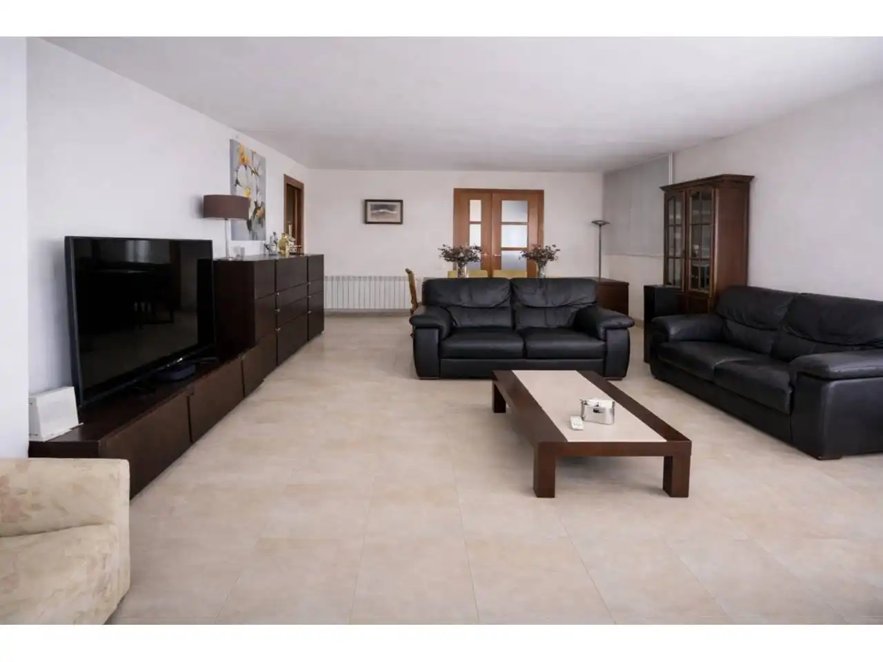 Sala d'estar de Casa o xalet en venda en Caldes de Montbui amb Aire condicionat, Calefacció i Jardí privat