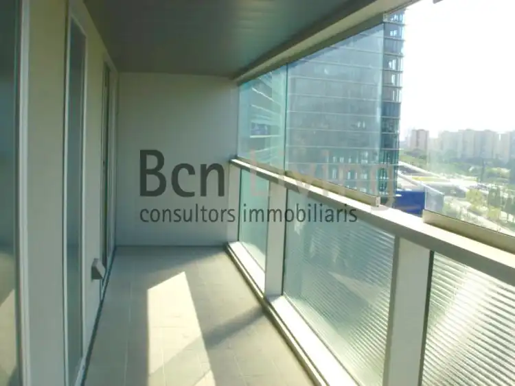 Balcony of Flat for rent in L'Hospitalet de Llobregat  with Air Conditioner, Heating and Parquet flooring