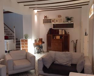 Sala d'estar de Casa o xalet en venda en Pego amb Calefacció, Terrassa i Balcó