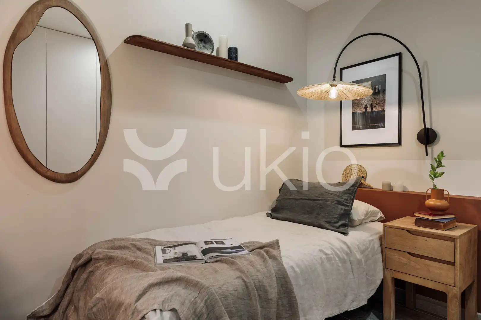 Bedroom of Apartments for rent in Barcelona  with Air Conditioner, Heating and Furnished