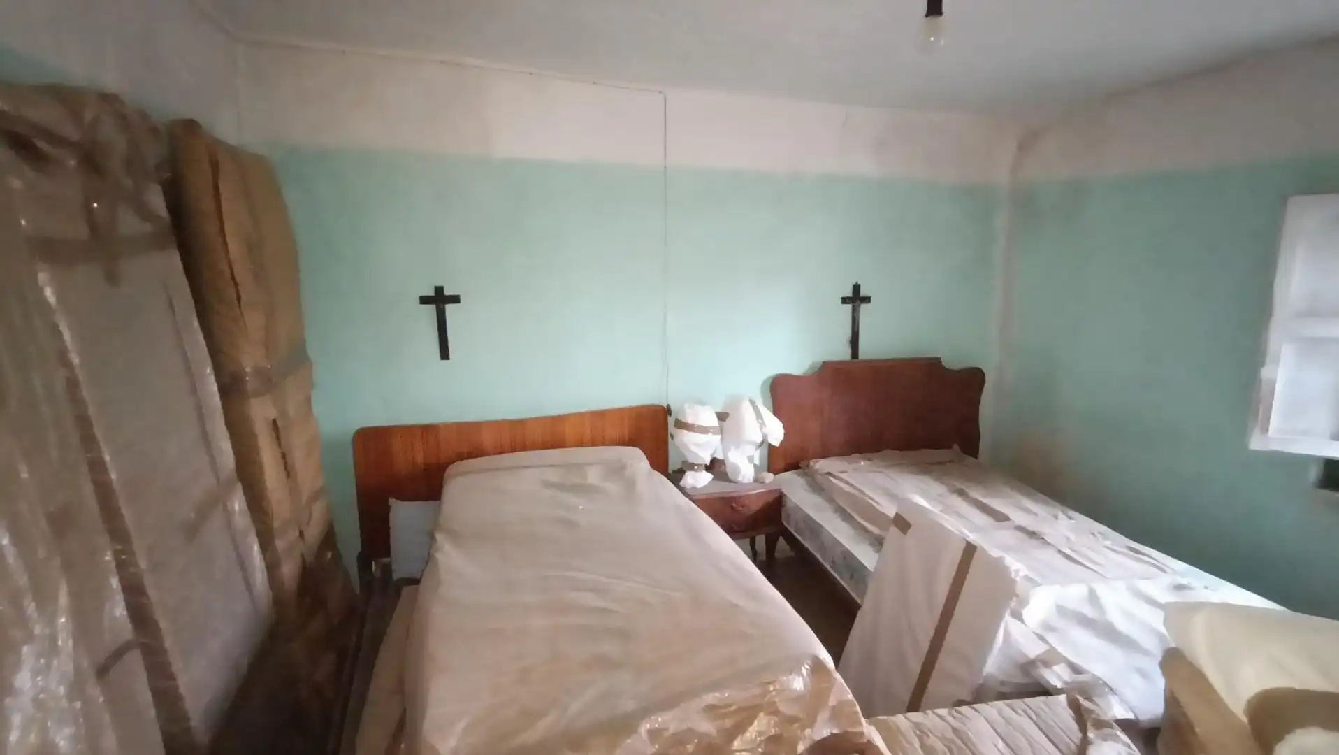 Habitación de Casa adosada en venta en Atapuerca con Calefacción