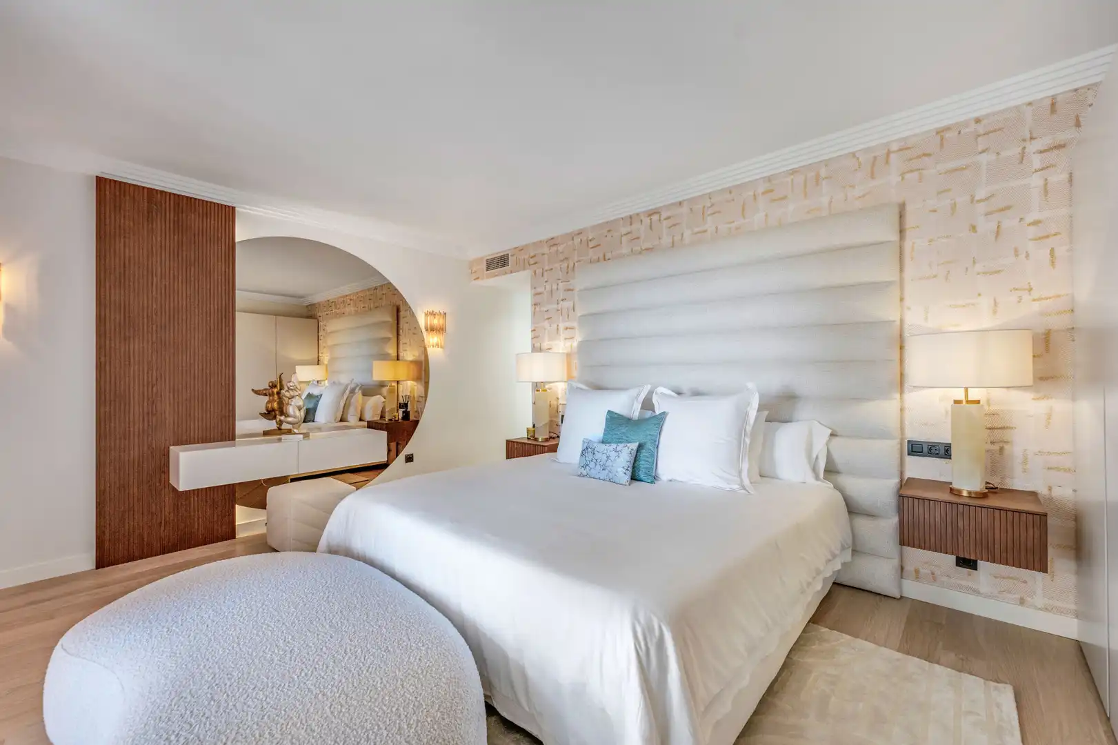 Dormitori de Apartament en venda en Marbella amb Aire condicionat, Terrassa i Piscina