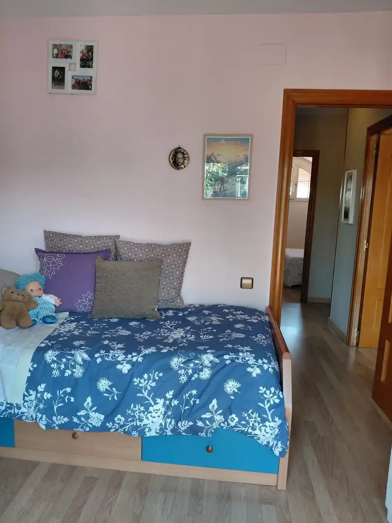 Dormitori de Casa adosada en venda en Parets del Vallès amb Aire condicionat, Calefacció i Piscina