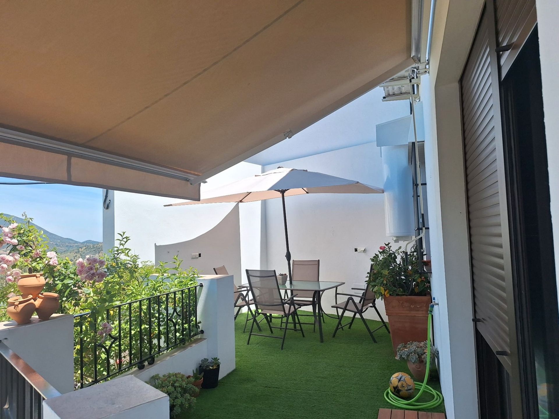 Terrace of Single-family semi-detached for sale in Zahara  with Air Conditioner, Heating and Private garden