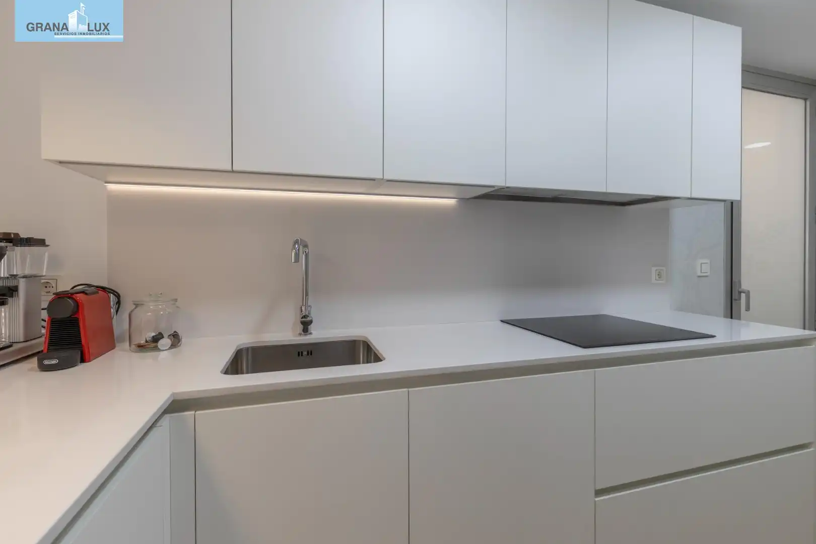 Flat with pool for sale in Calle Calle Rector Federico Mayor Zaragoza, imagen 17