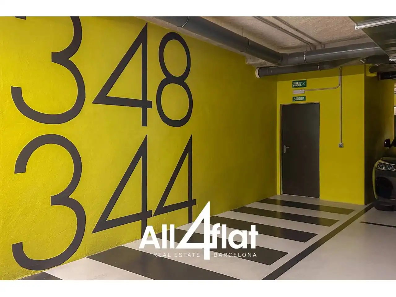 Flat for rent in Barcelona  with Air Conditioner, Heating and Furnished