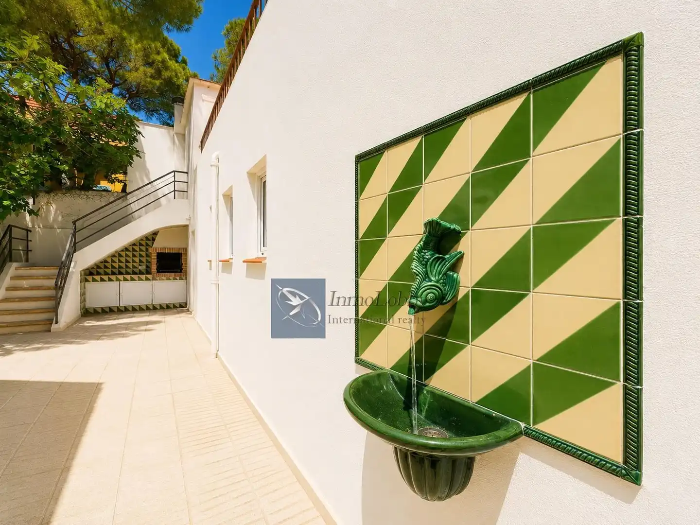 Vista exterior de Casa o chalet de alquiler en Castell d'Aro, Platja d'Aro i s'Agaró con Calefacción, Terraza y Trastero