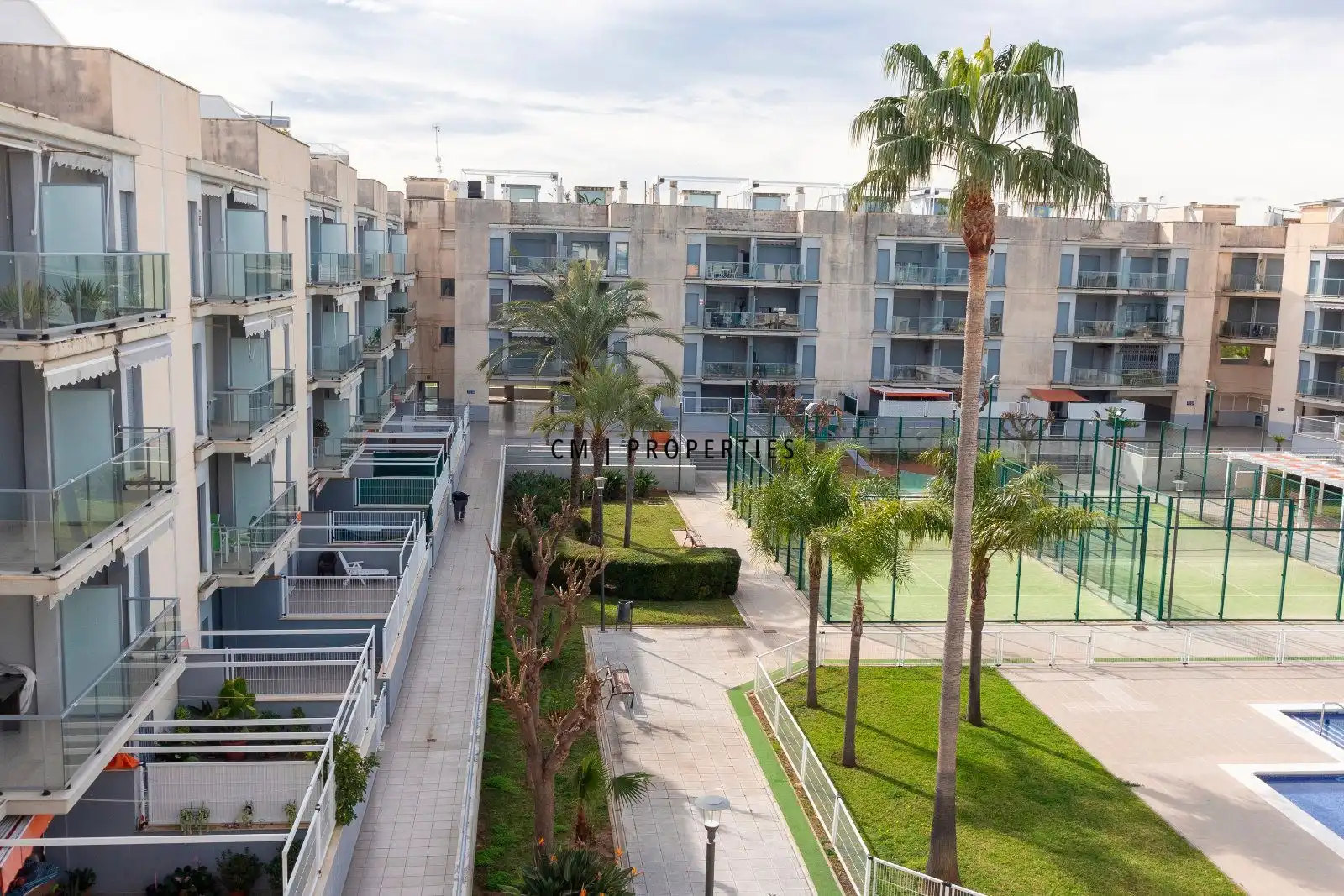 Attic for rent in Costa Brava, Almenara