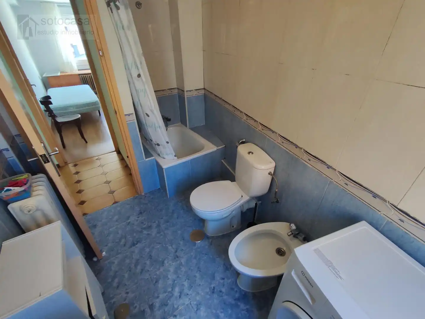 Baño de Ático en venta en Valladolid con Calefacción