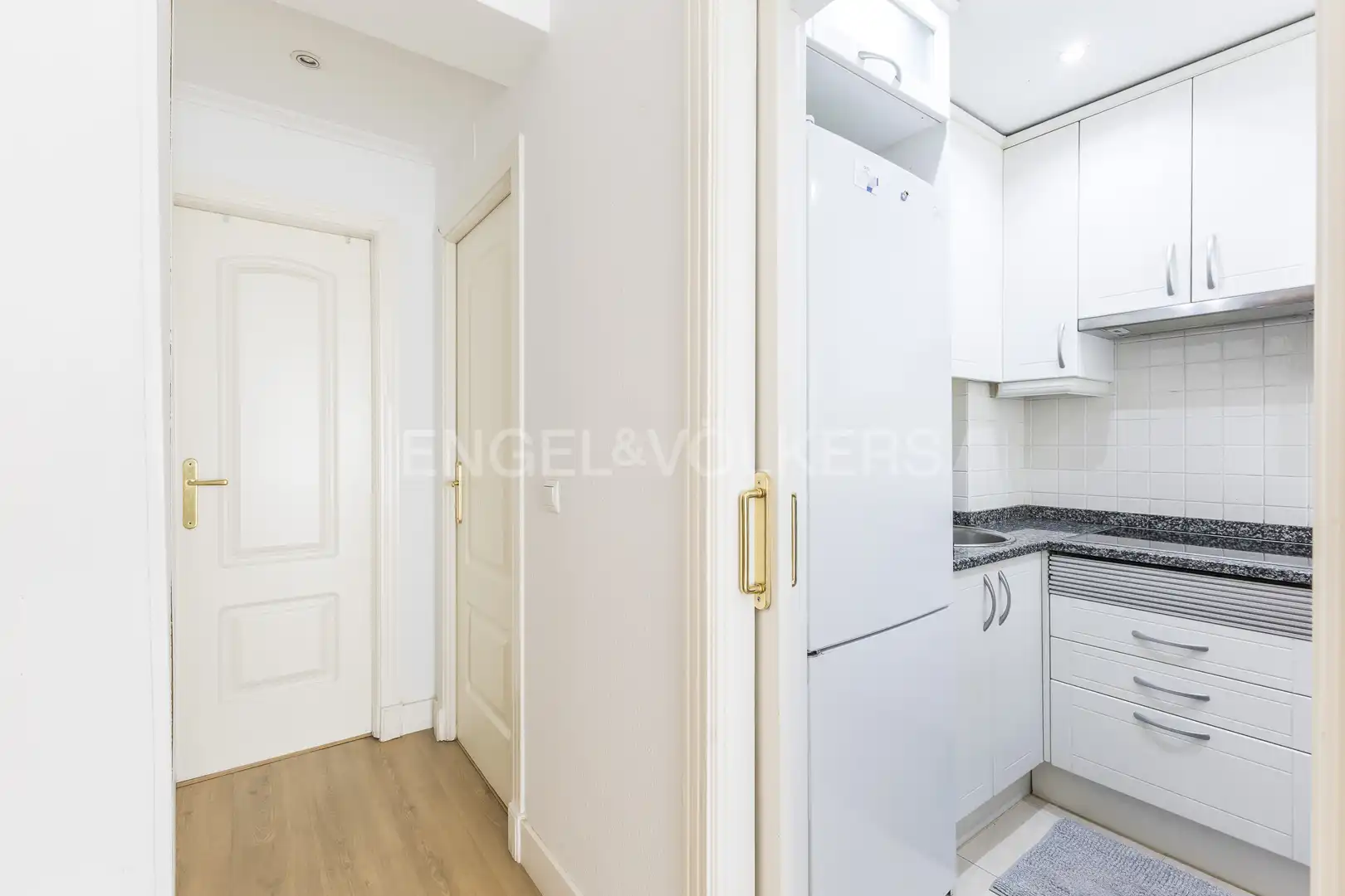 Cuina de Apartament en venda en Madrid amb Aire condicionat i Calefacció