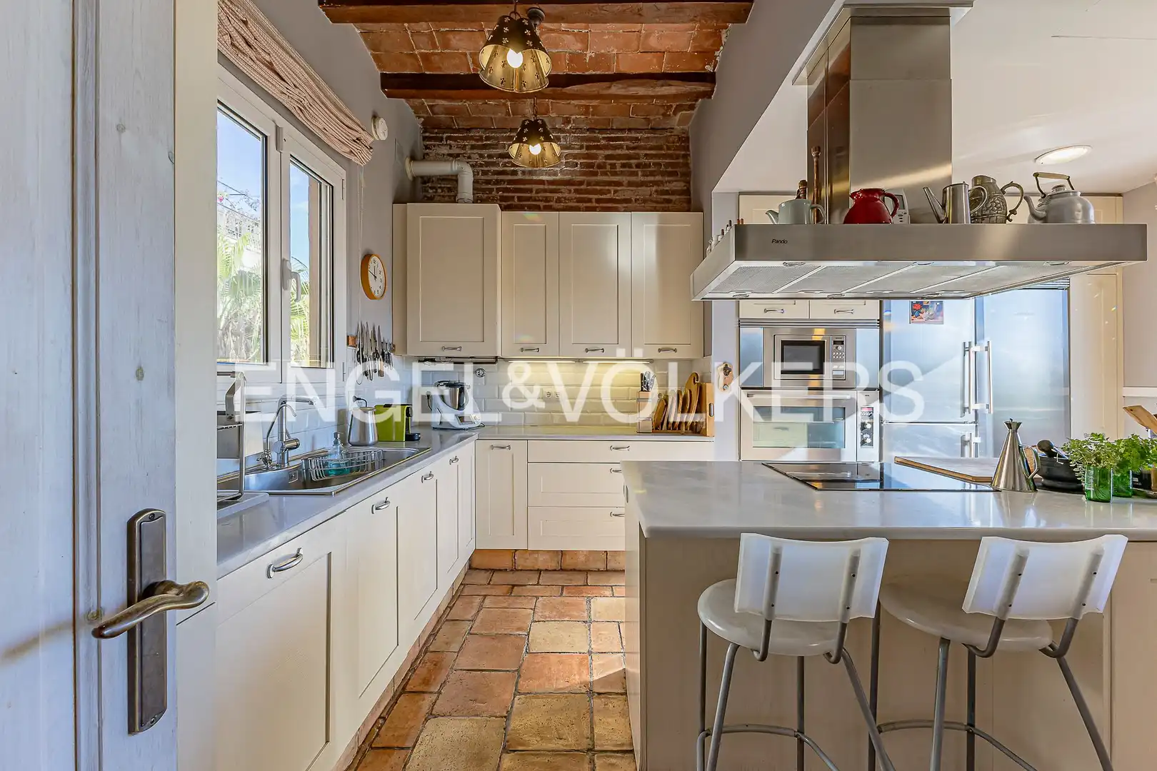 Kitchen of Duplexes for sale in Barcelona  with Air Conditioner, Heating and Private garden