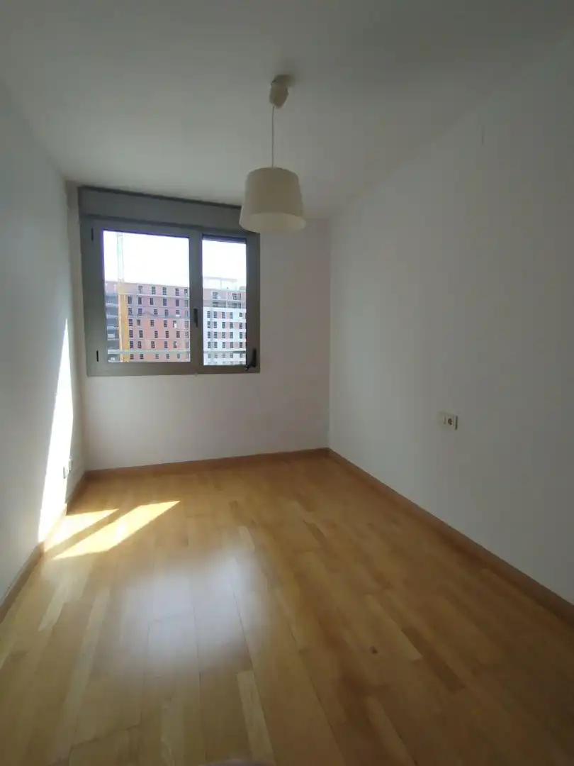 Bedroom of Apartments for sale in Valencia  with Air Conditioner, Storage room and Balcony