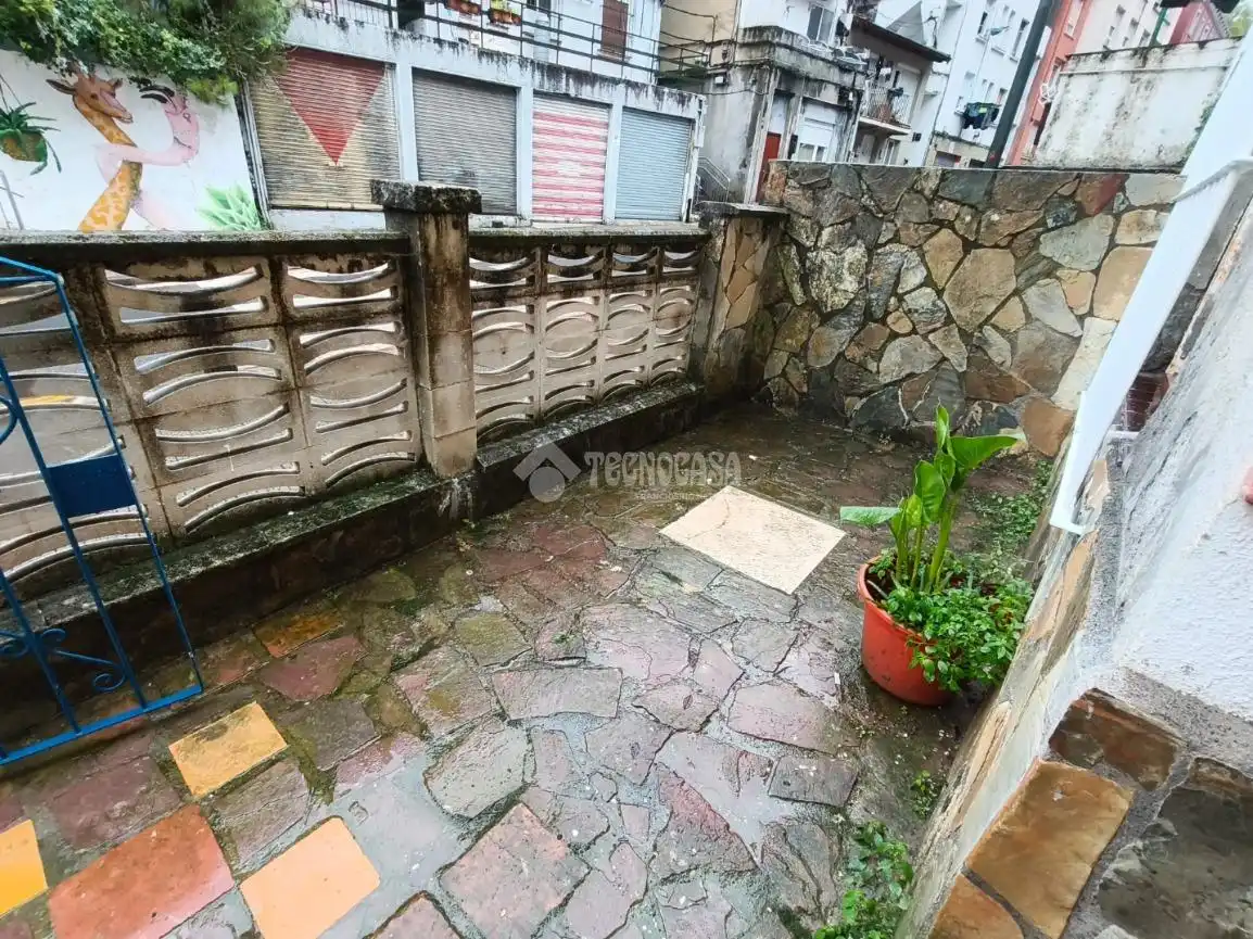 Terraza de Piso en venta en Errekalde