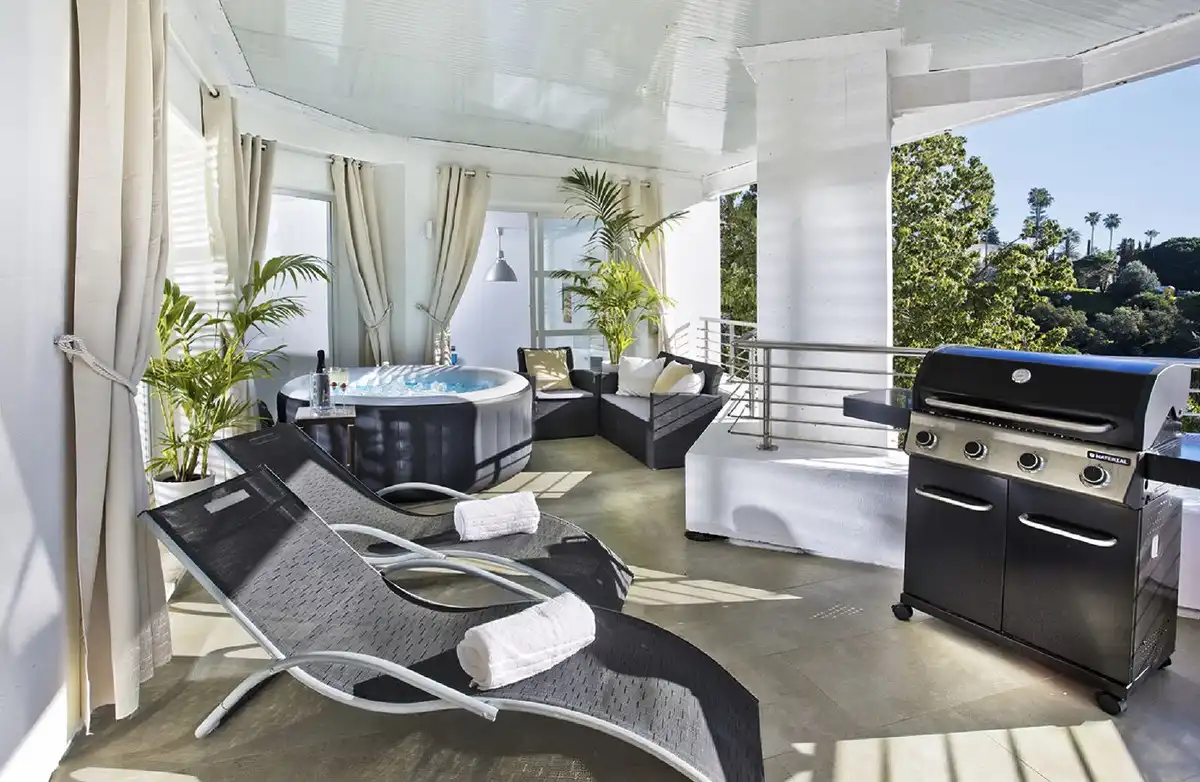 Terraza de Casa o chalet en venta en Marbella con Aire acondicionado, Jardín privado y Terraza
