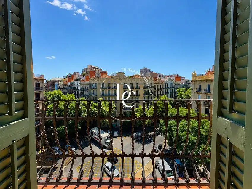 Piso con terraza en venta en Carrer d'Aribau