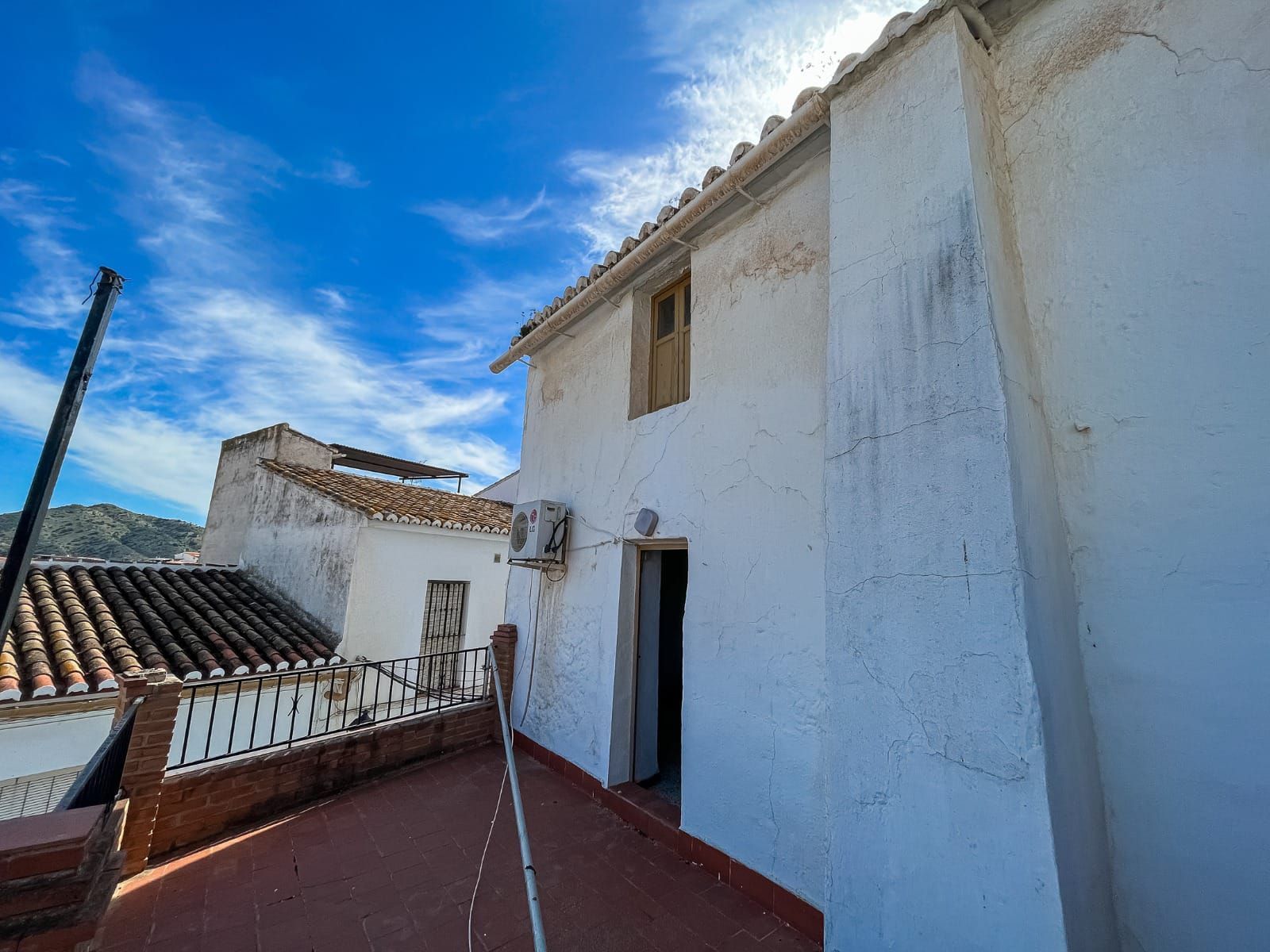 Exterior view of House or chalet for sale in Álora  with Air Conditioner, Heating and Terrace