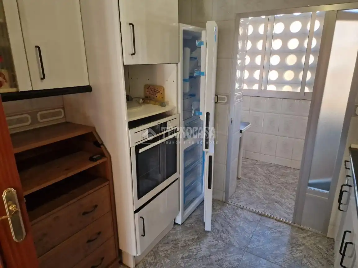 Cocina de Piso en venta en Alcalá de Henares con Amueblado