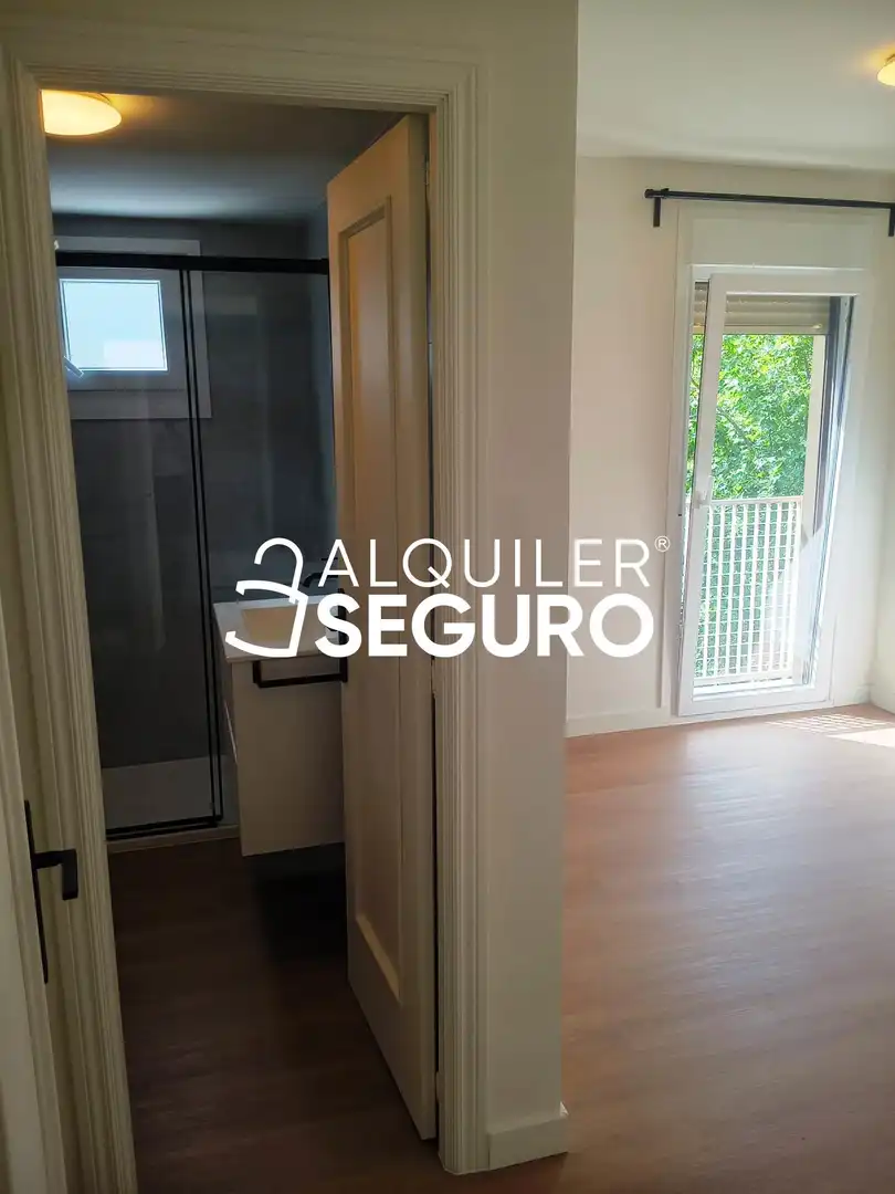 Habitación de Piso de alquiler en Valladolid con Calefacción y Trastero